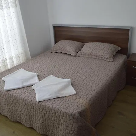 джули 2 Sveti Vlas